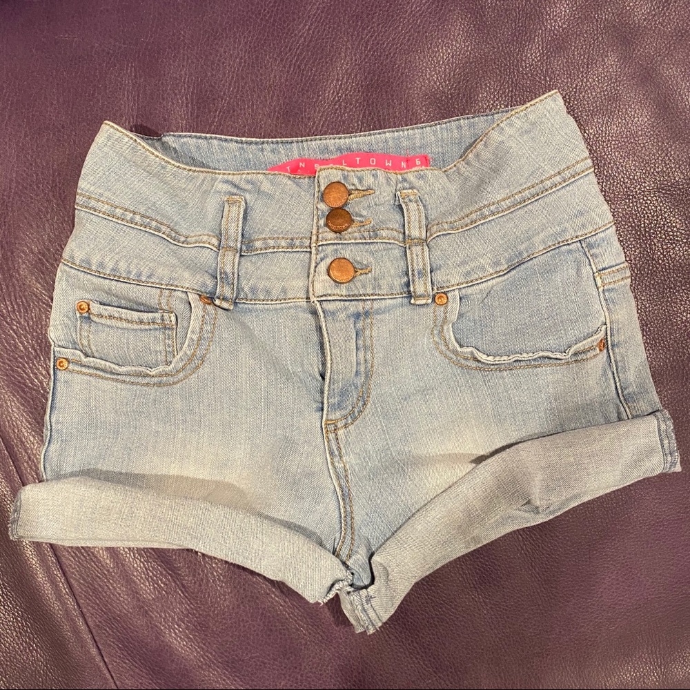 Cute High-waisted Shorts